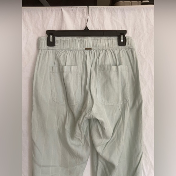 Billabong Light Green Casual beach Pants linen blend Size Medium - Picture 7 of 15